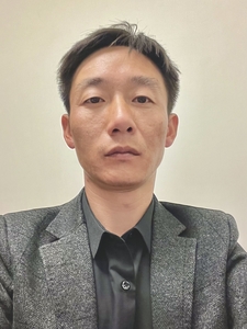 吴工 ·  设计师